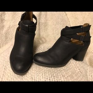 Natural soul Healed ankle boots